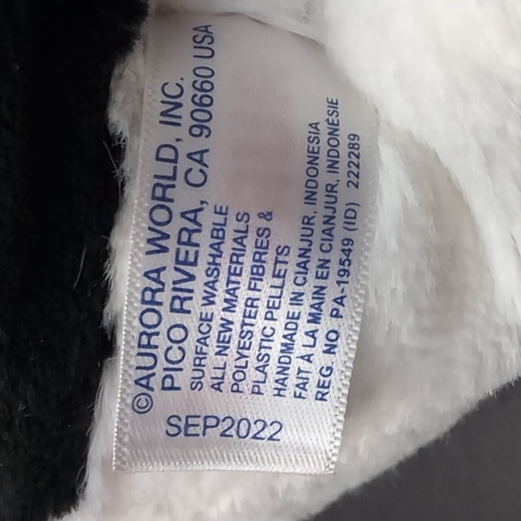 Aurora Grand Flopsie Esmeralda Plush Calico Cat Toy. - Picture 7 of 10